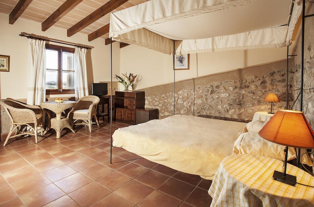 Agroturismo Can Patro Guest House Manacor  Room photo
